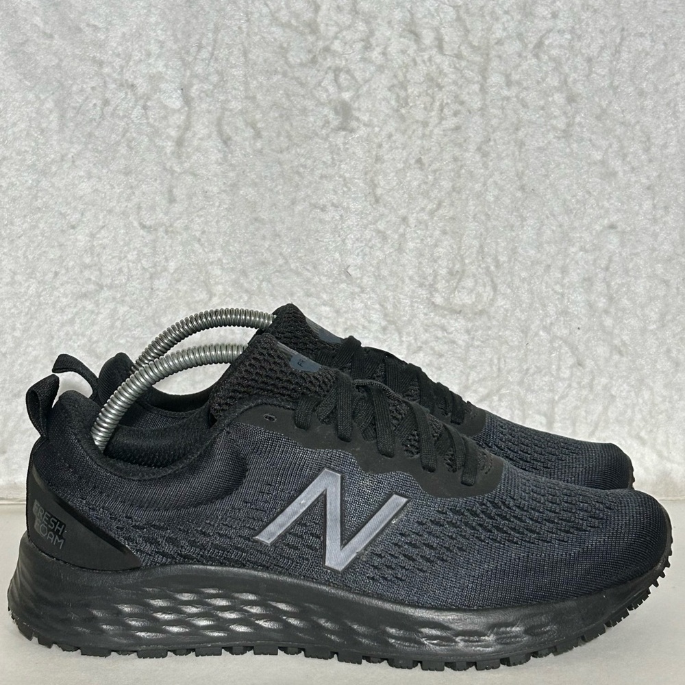 New Balance Womens Black Fresh Foam Arishi v3 Work/Walking Sneakers Shoes SZ 8 - Picture 1 of 12
